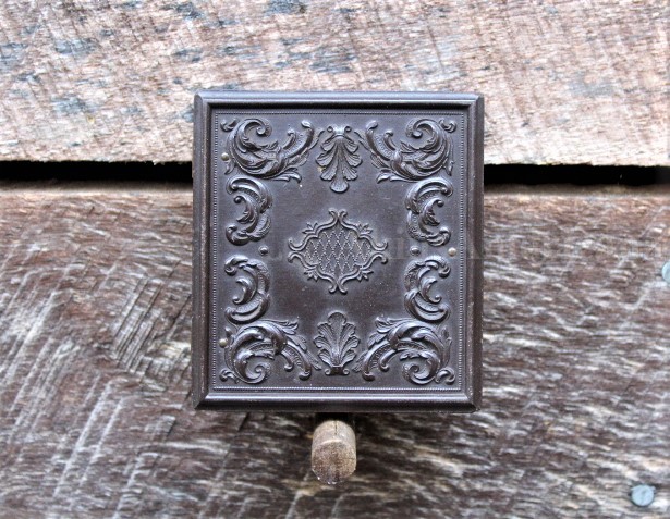 Click here to see the details of this item